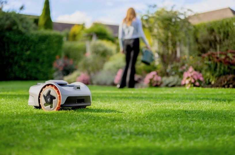 智能割草机场景